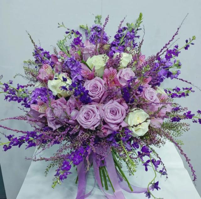 Purple creative bunch | ծաղիկներ, ծաղկեպսակներ, բույսեր - առաքում Երևան