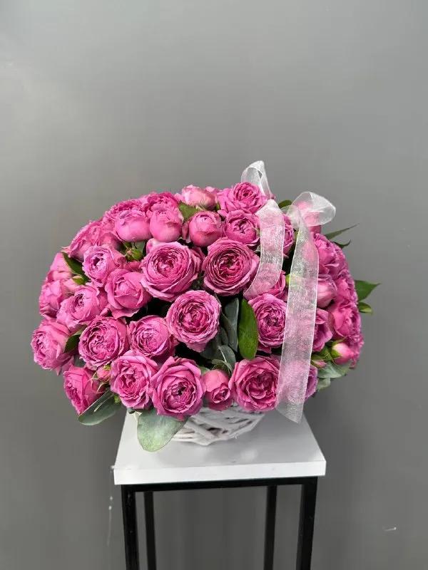 Պիոնանման վարդեր զամբյուղում | ծաղիկներ, ծաղկեպսակներ, բույսեր Երևան Պիոնանման վարդեր զամբյուղում | ծաղիկներ, ծաղկեպսակներ, բույսեր Երևան