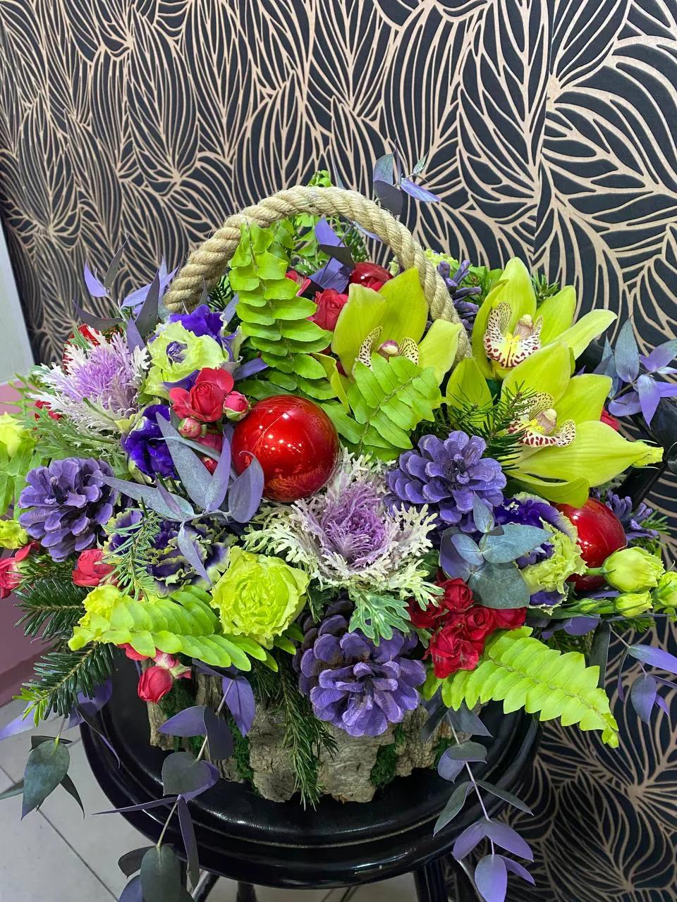 Creative Christmas basket | ծաղիկներ, ծաղկեպսակներ, բույսեր Երևան Creative Christmas basket | ծաղիկներ, ծաղկեպսակներ, բույսեր Երևան