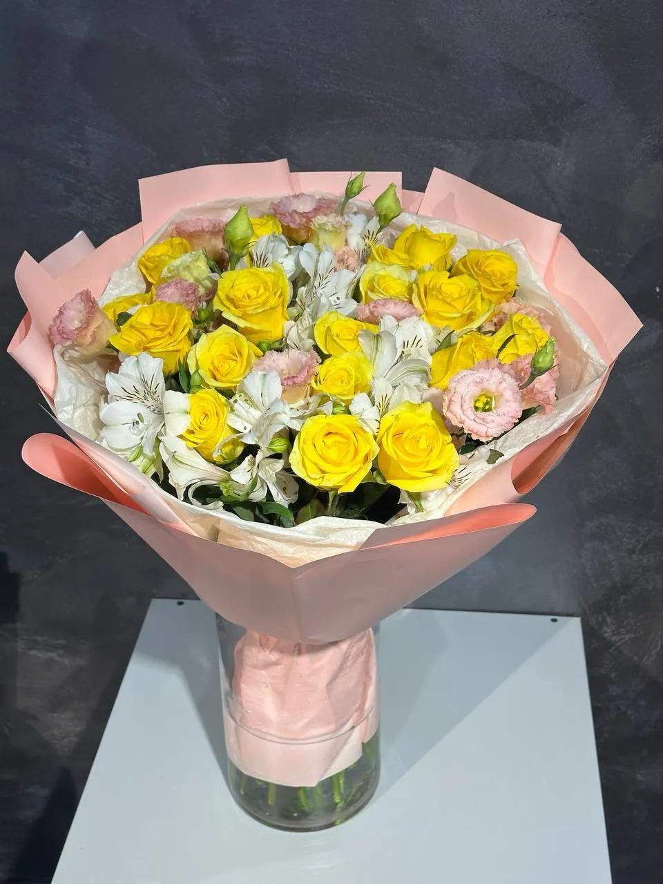 A bright bunch | ծաղիկներ, ծաղկեպսակներ, բույսեր Երևան A bright bunch | ծաղիկներ, ծաղկեպսակներ, բույսեր Երևան