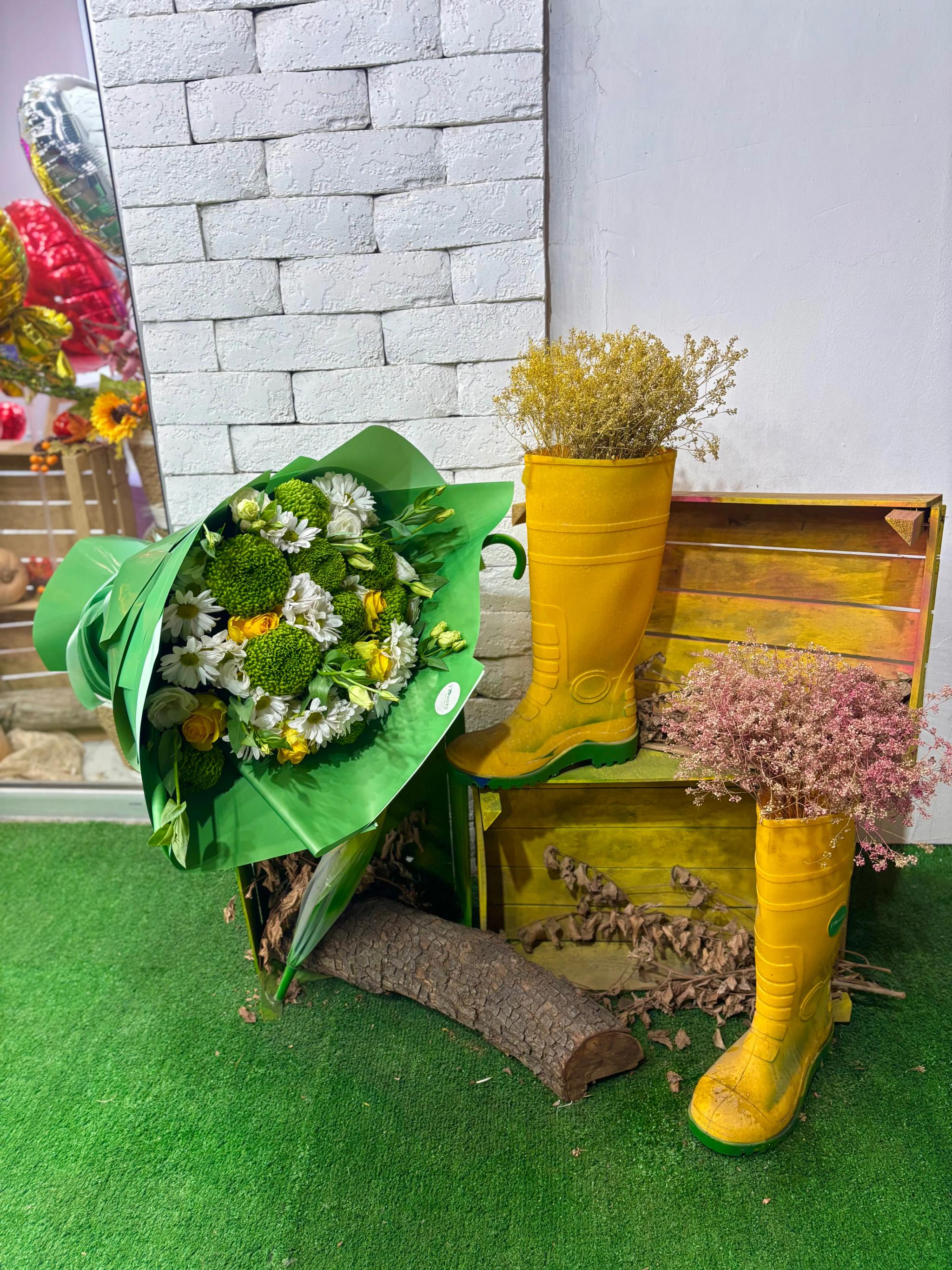 Bunch of chrysanthemums | ծաղիկներ, ծաղկեպսակներ, բույսեր Երևան Bunch of chrysanthemums | ծաղիկներ, ծաղկեպսակներ, բույսեր Երևան