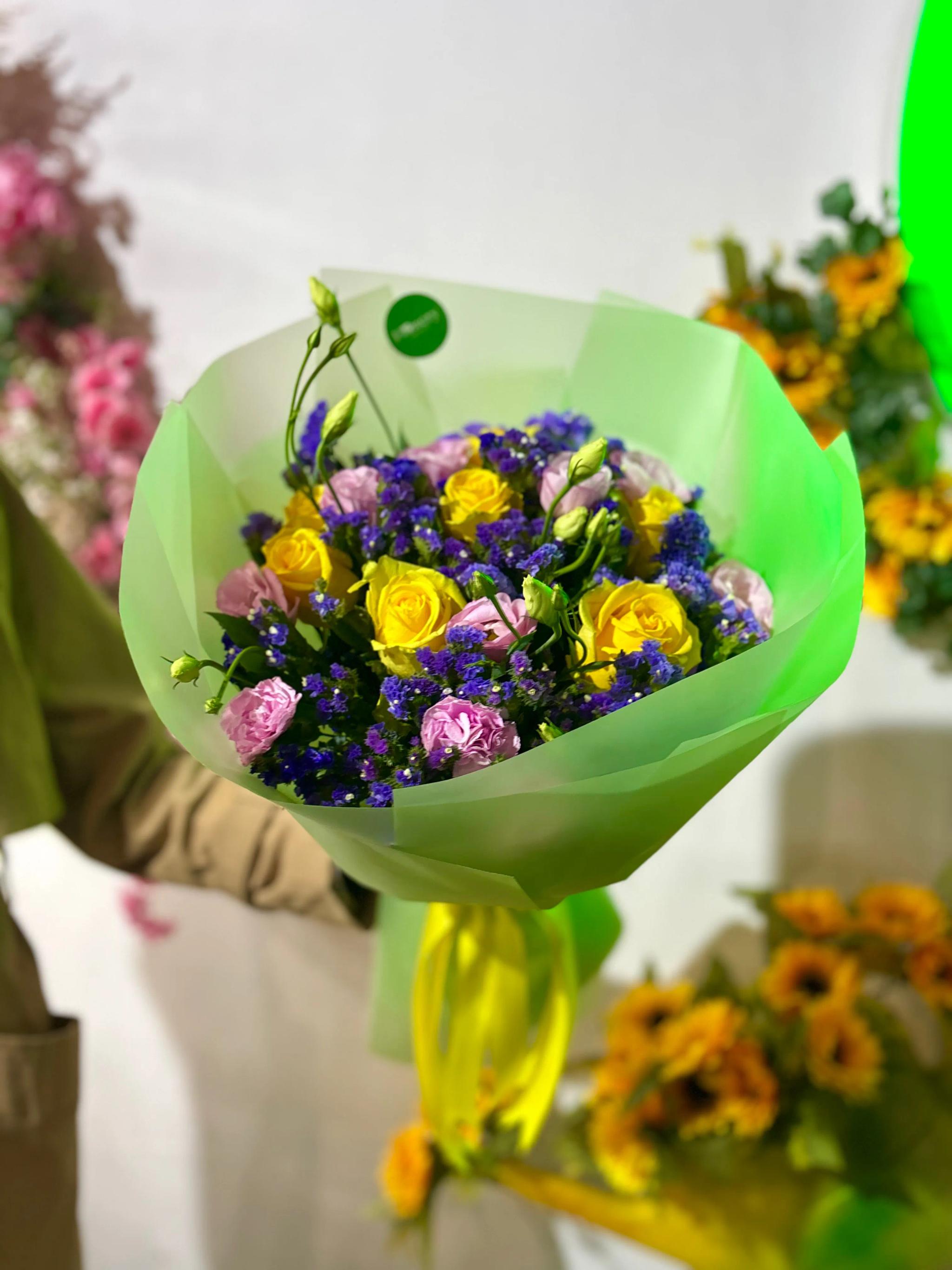 A bright bunch | ծաղիկներ, ծաղկեպսակներ, բույսեր Երևան A bright bunch | ծաղիկներ, ծաղկեպսակներ, բույսեր Երևան