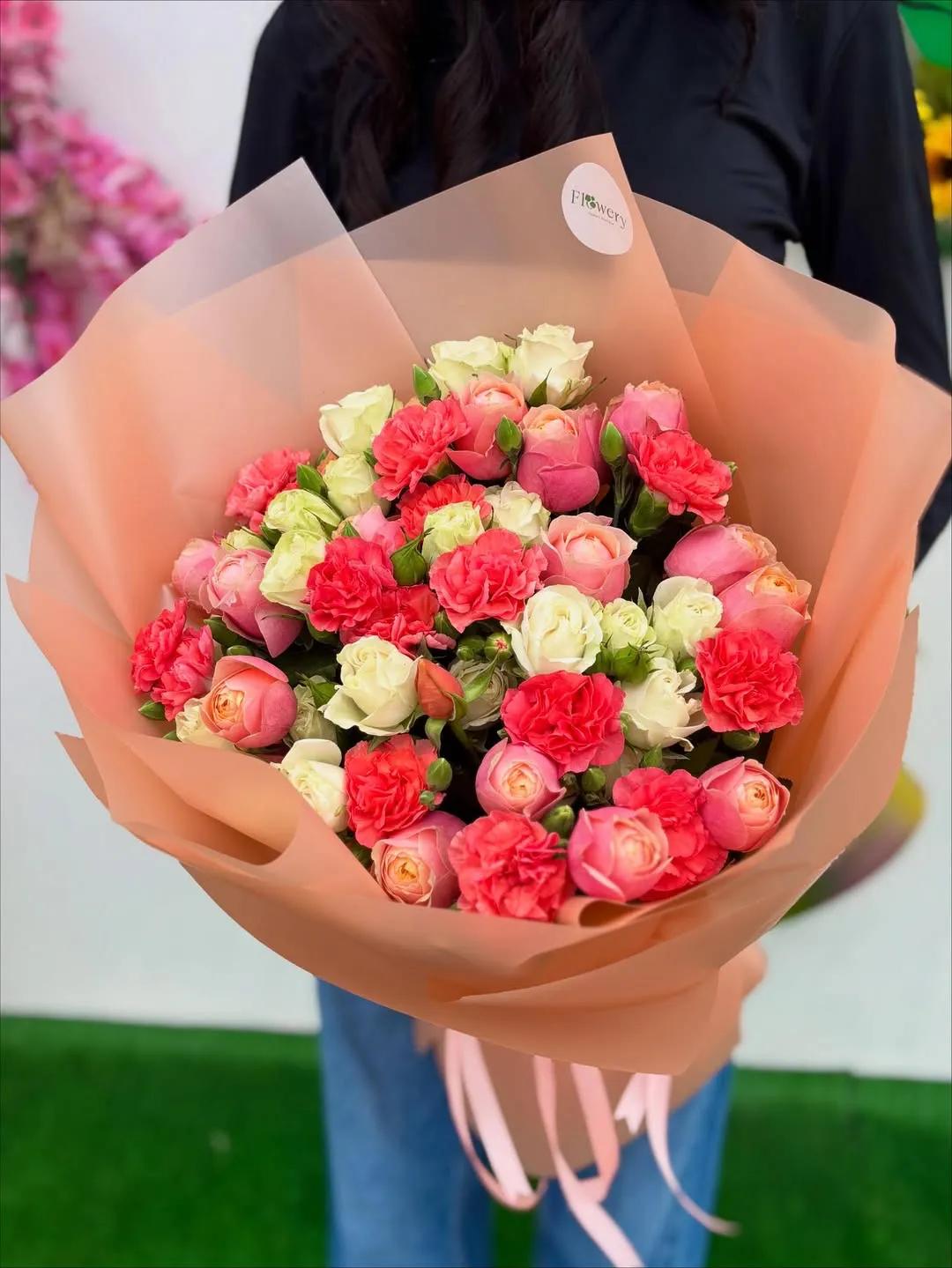 Bunch "Red" | ծաղիկներ, ծաղկեպսակներ, բույսեր Երևան Bunch "Red" | ծաղիկներ, ծաղկեպսակներ, բույսեր Երևան