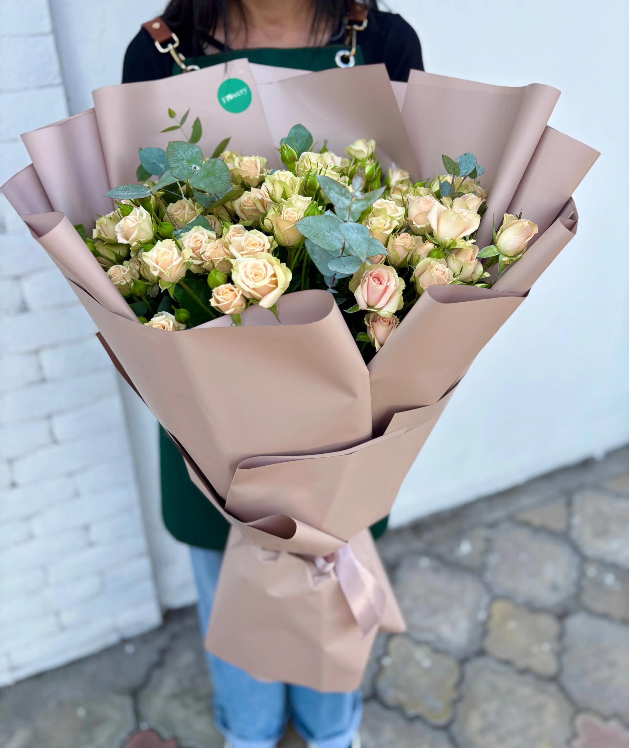Classic gorgeous bunch | ծաղիկներ, ծաղկեպսակներ, բույսեր Երևան Classic gorgeous bunch | ծաղիկներ, ծաղկեպսակներ, բույսեր Երևան